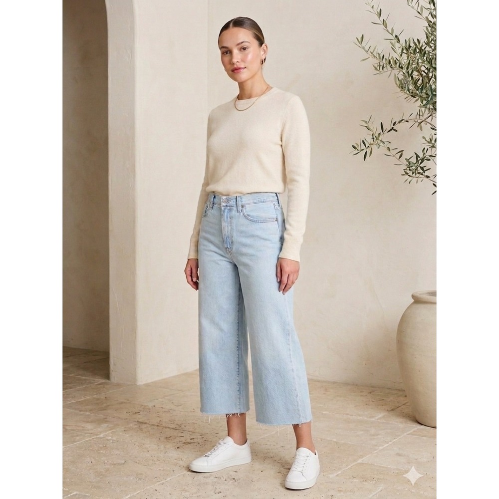 Levi's Premium Light Wash High Loose Raw Hem Crop Jeans 31 Classic Americana